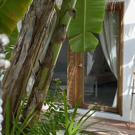 Villa Kudi Maldives Guest House Thulusdhoo-3
